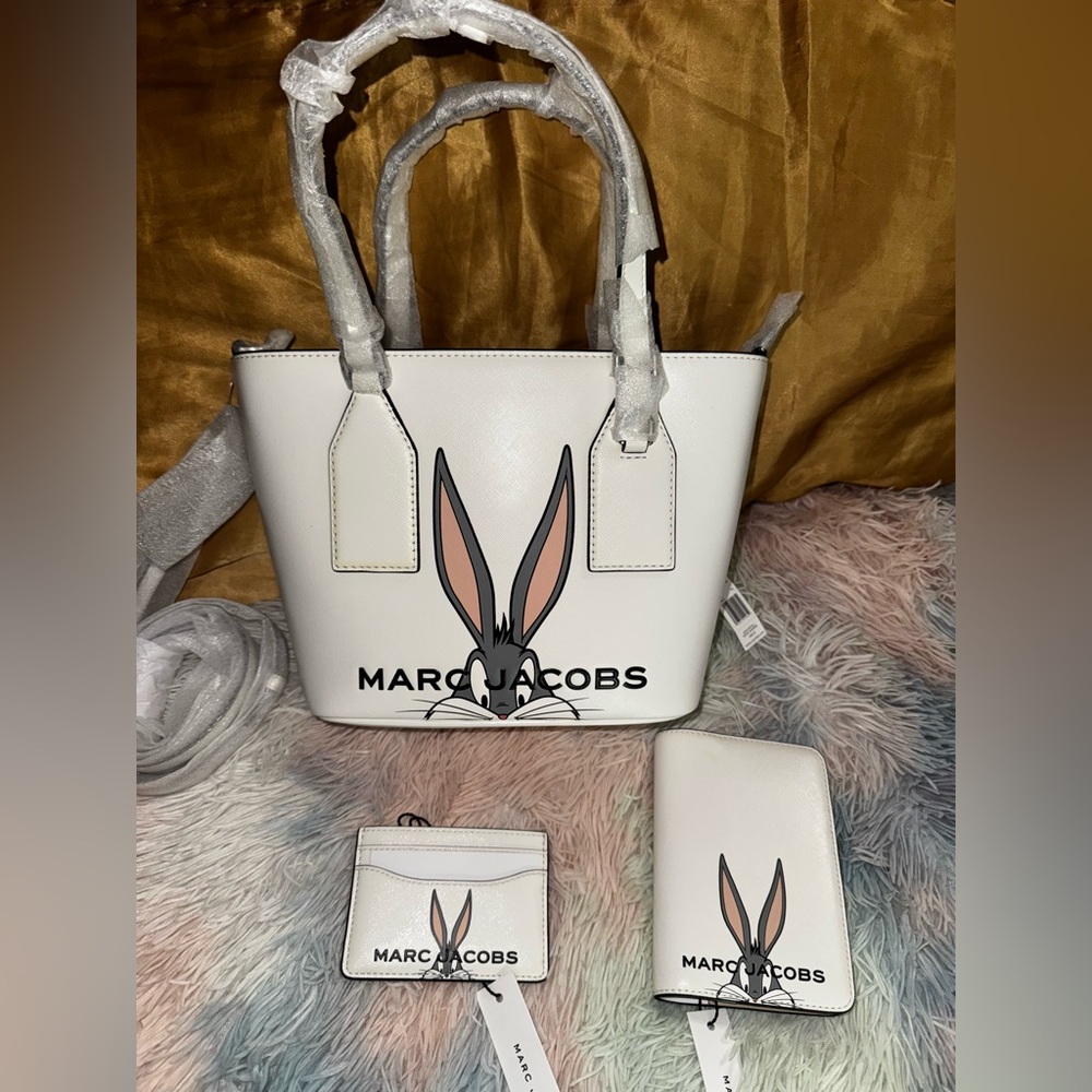 Marc Jacobs White Tote Bag Looney Tunes